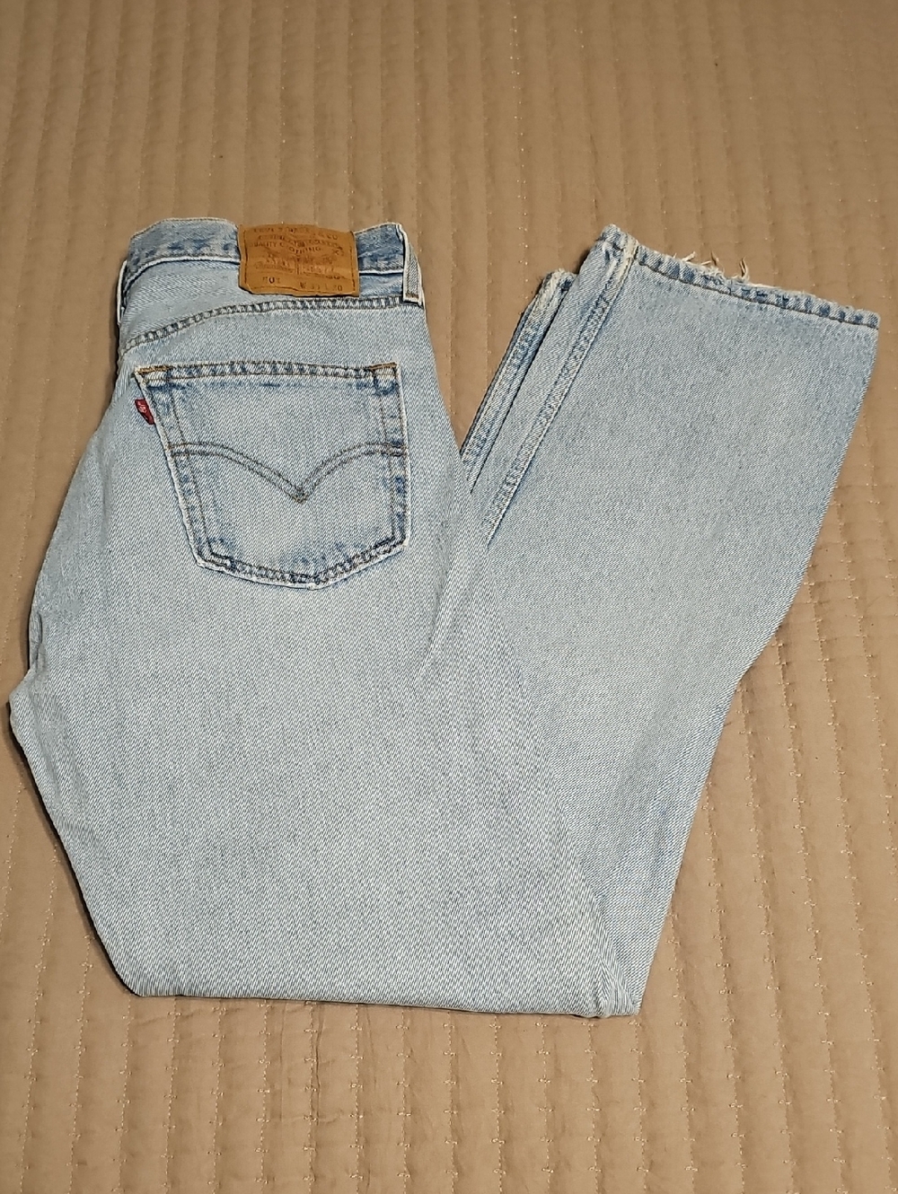 Levi's 501 Light Blue Womans Straight-Leg Jeans